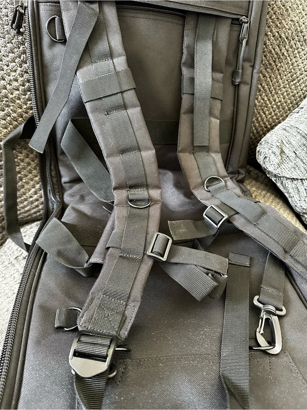 Black board bag Backpack - Sleek Everyday Carry
